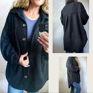 KEATON • BUTTON DOWN SHERPA SHACKET BLACK